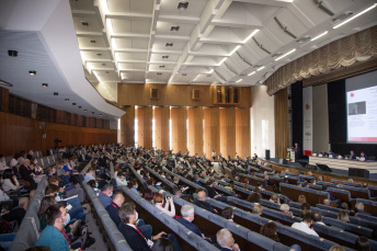 "Кардиология на марше": ученые Кардиоцентра представили свои исследования в Москве